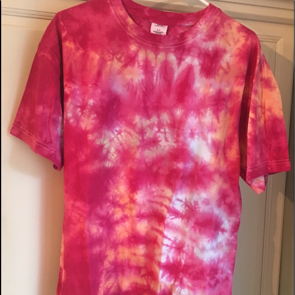 UO Tie-Dye Dad Tee - Size S - Picture 1 of 6